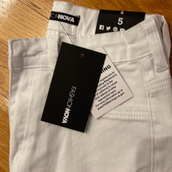 Fashion Nova Jeans - Picture 1 of 4